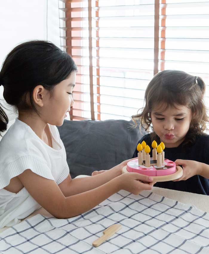 plan-toys-birthday-cake-set-3.jpg